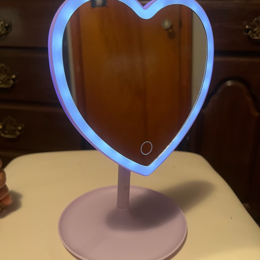 Purple small led makeup light !